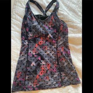 Lululemon workout tank